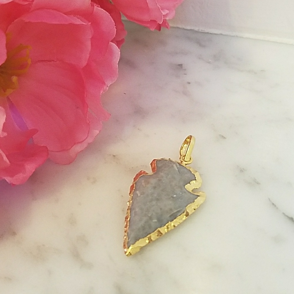 Stunning gold plated Arrow pendant